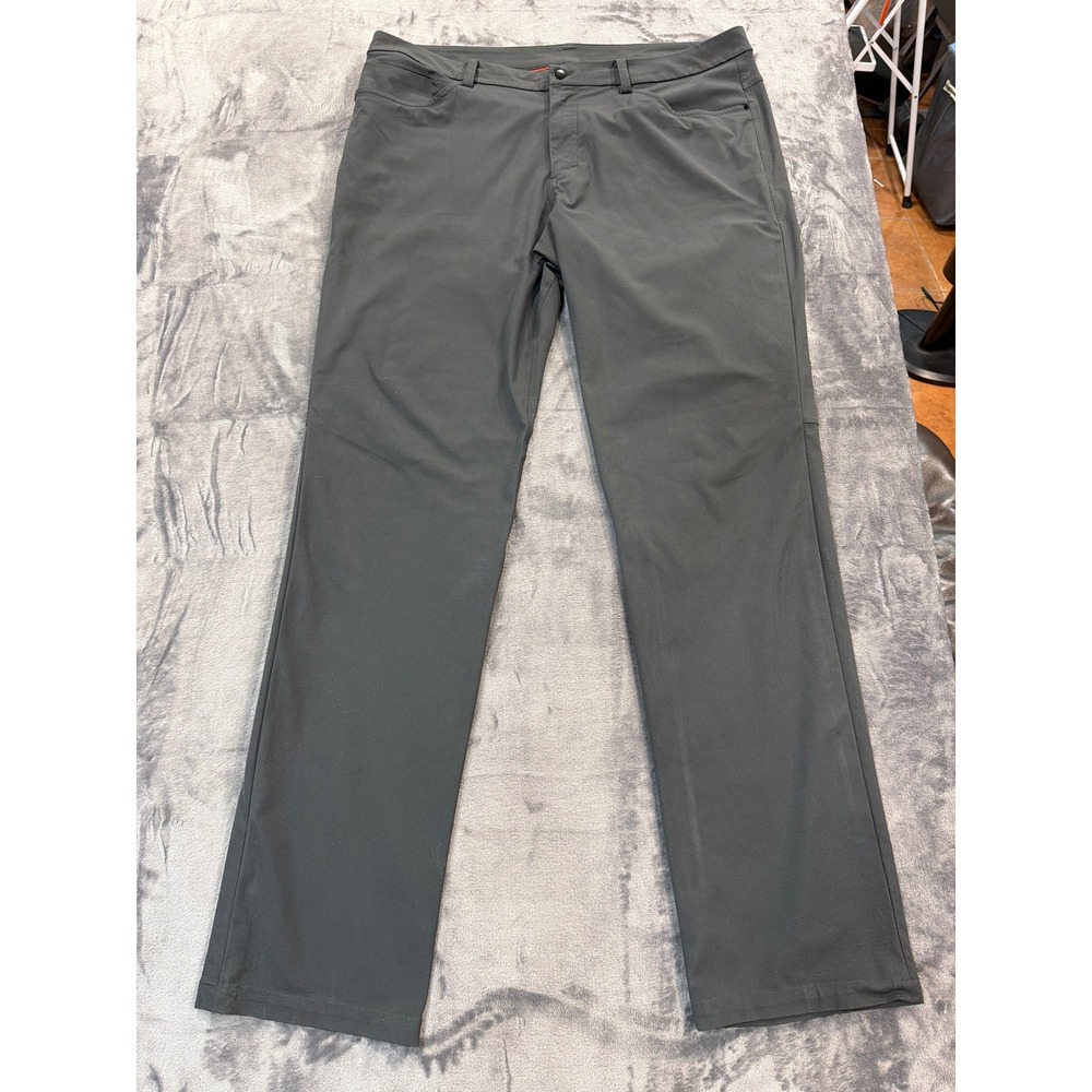 Lululemon Commission Pant Mens Grey Classic Fit Technical Trousers 40